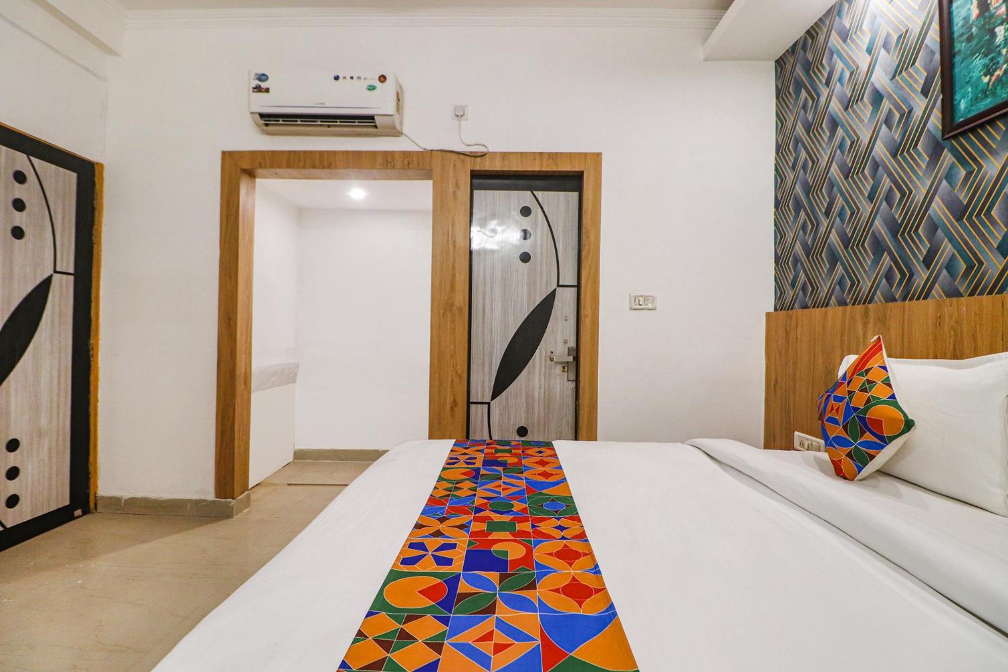 Fabhotel Rainbow Villa Near Igi Airport New Delhi Exterior photo