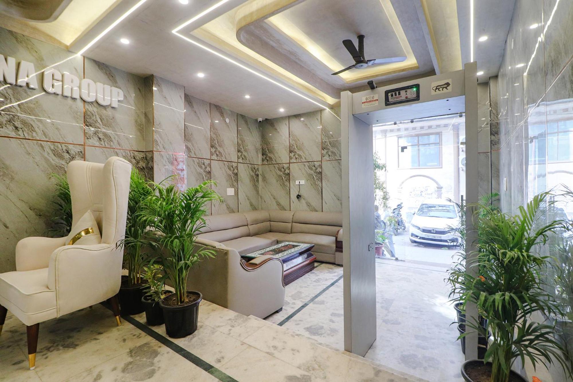 Fabhotel Rainbow Villa Near Igi Airport New Delhi Exterior photo