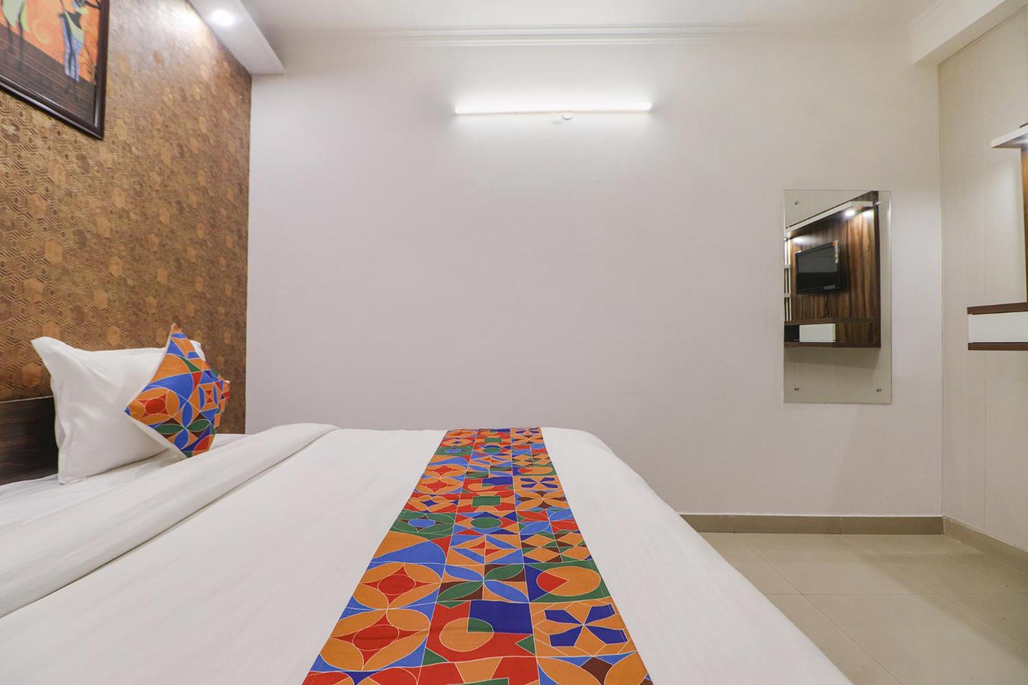 Fabhotel Rainbow Villa Near Igi Airport New Delhi Exterior photo